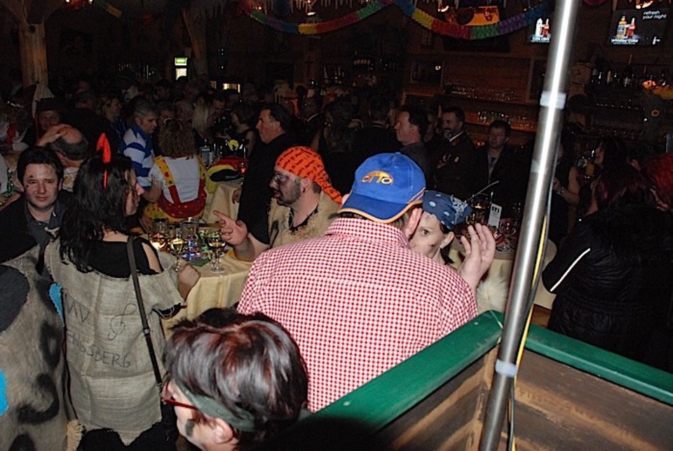 Faschingsparty Bacherlwirt 2015 web 101